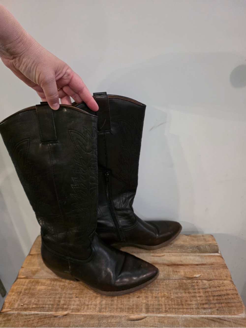 Zodiac Brown Western Cowboy Boots